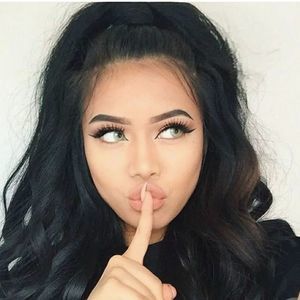 Meet your Posher, Tia